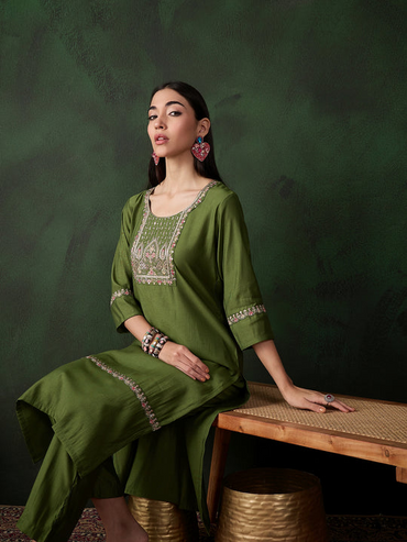 Womens Green Designer Solid Stylish Kurti Set