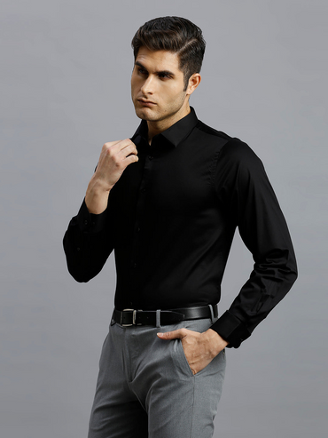 Black Solid  Slim Fit Formal Full Sleeve Shirt