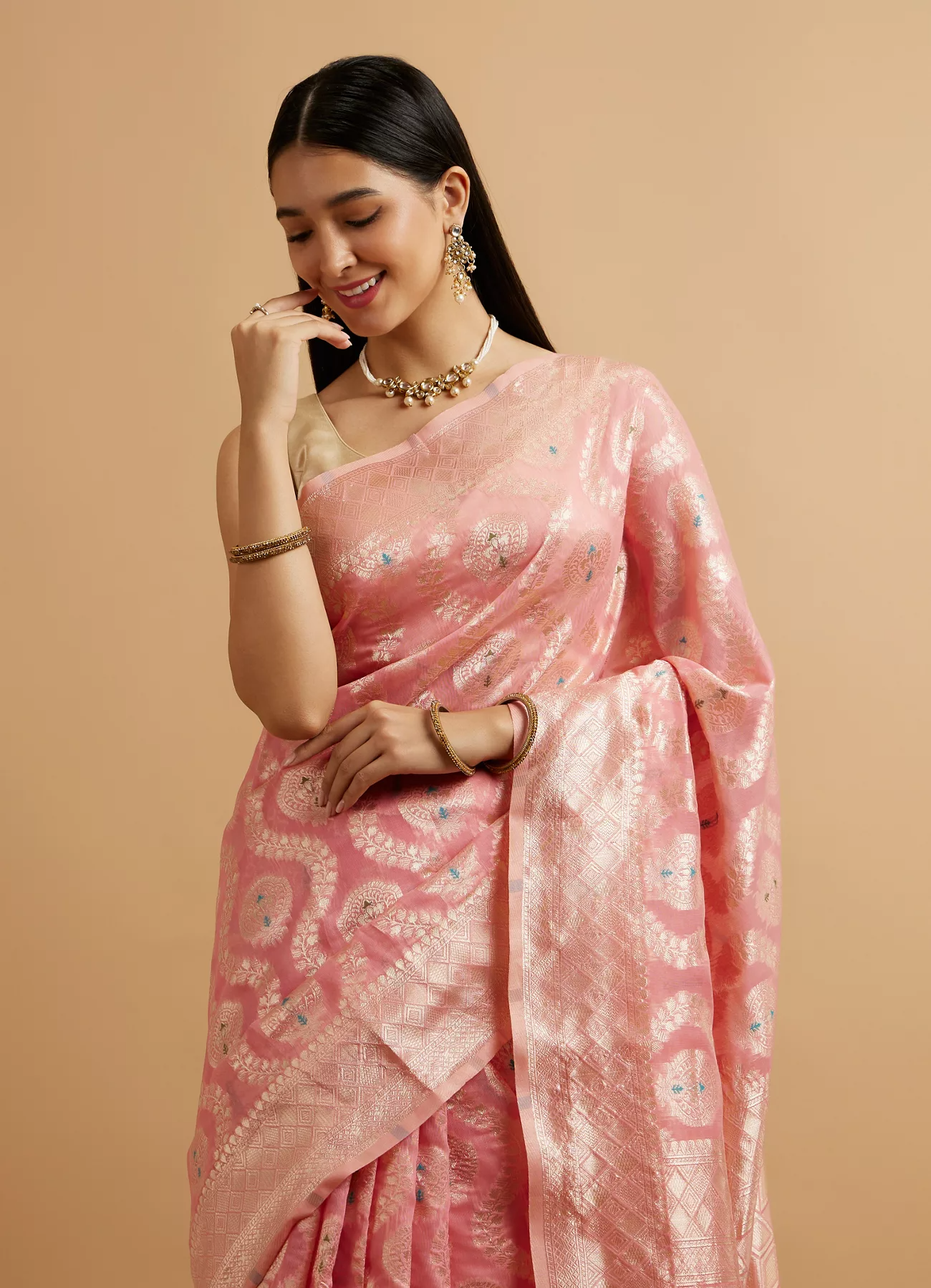 Pink Floral Leaf Patterned Saree with Diamond Motifs