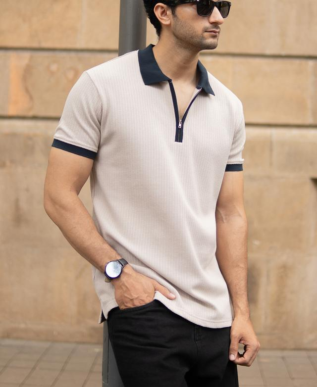 Beige Contrast Collar Zipper T-Shirt