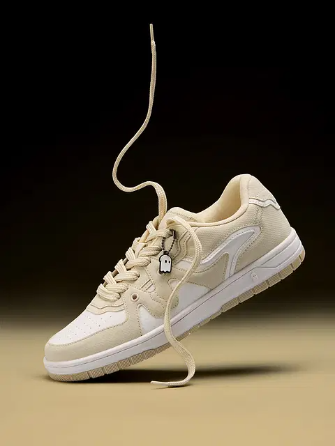 Urban Blaze: Butter Men Low Top Sneakers