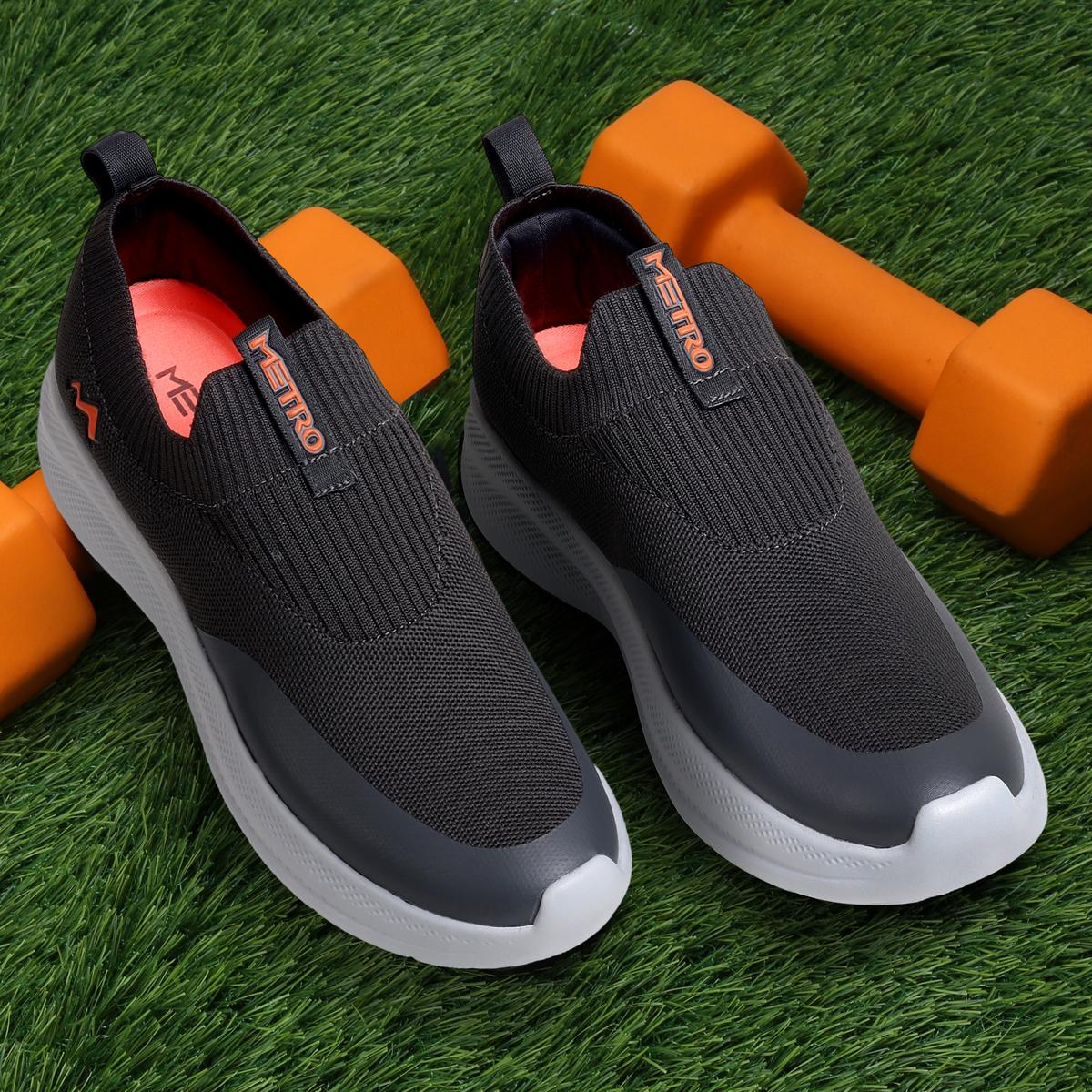 Men Grey Sports Walking Shoes