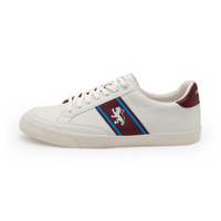 Casual sneakers